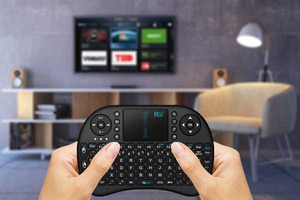 Rii i8 Mini Wireless Touchpad with Keyboard review